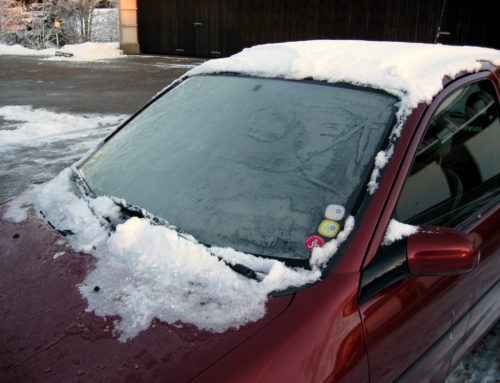 Safety Tips For Windshield Ice and Snow Removal